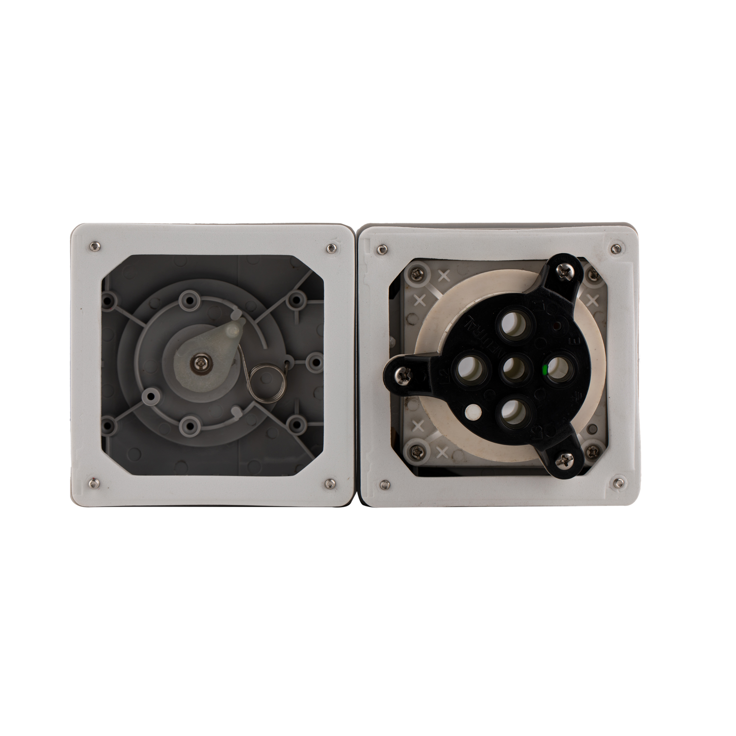 Transco Isolator 3 Pin Combination 20a ip66 66C320