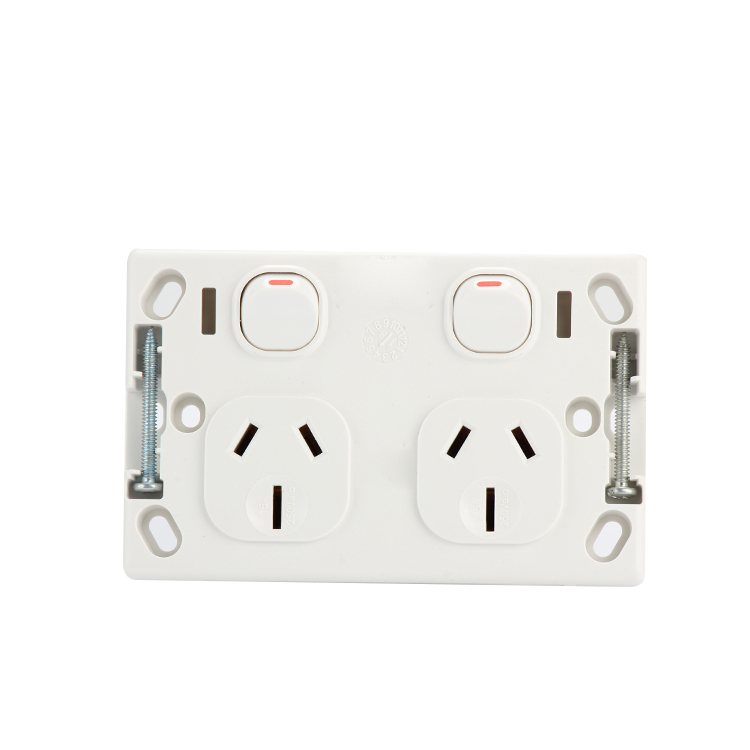 15A-double-pole-double-power-point-DGPO215