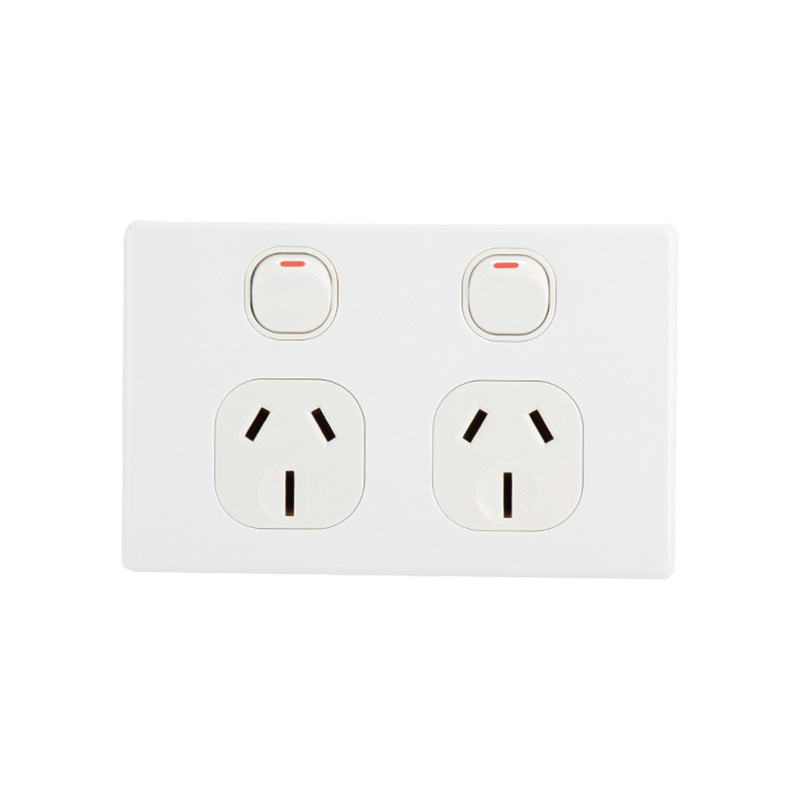 AVOL AVOL Power Point 2 Gang Double Pole | Left 10A, Right 15A | 250VAC | White | Horizontal ESW165