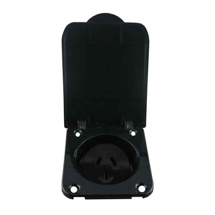CGS Caravan Outlet Female – 3 Pin 250V AC 10A BLACK CIF310B - Image 2