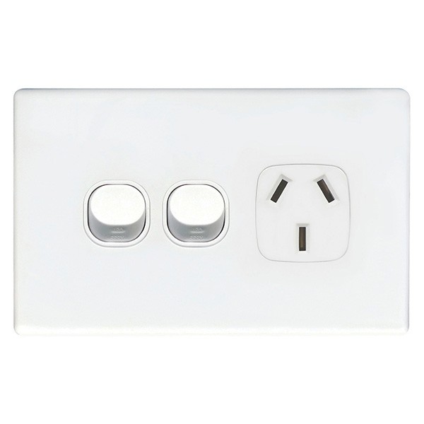 TradeSave Powerpoint Single, 10A with Extra 16A Switch - TSEGPO1X