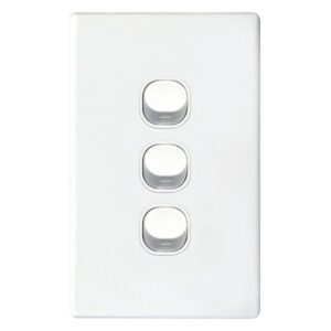 TradeSave Switch, 16A, Two Way, 3 Gang, Vertical - TSESW3/V